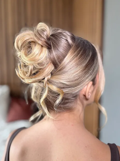 Bridal hair and makeup styling by Jessica-Jade, Cambridgeshire
