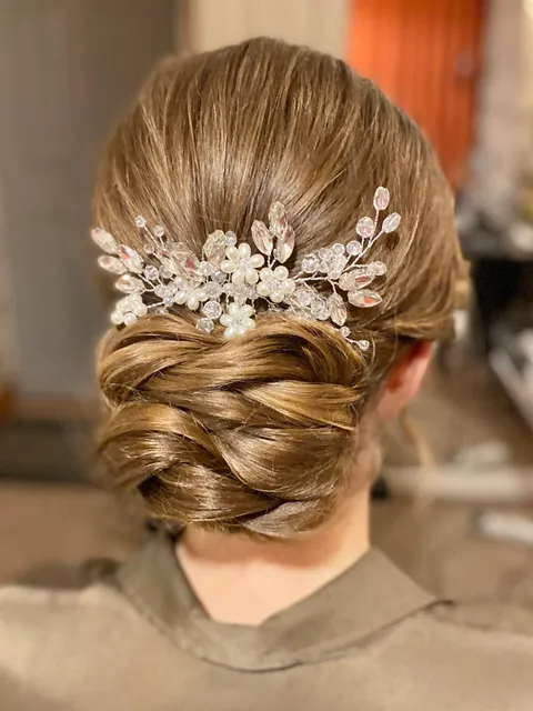Bridal hair and makeup styling by Jessica-Jade, Cambridgeshire