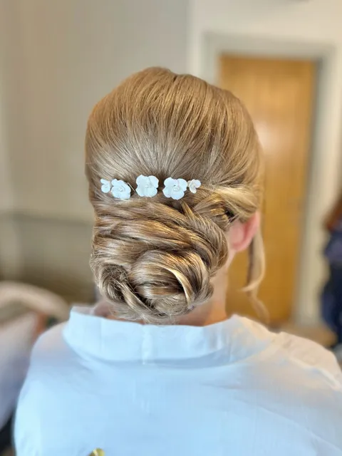 Bridal hair and makeup styling by Jessica-Jade, Cambridgeshire