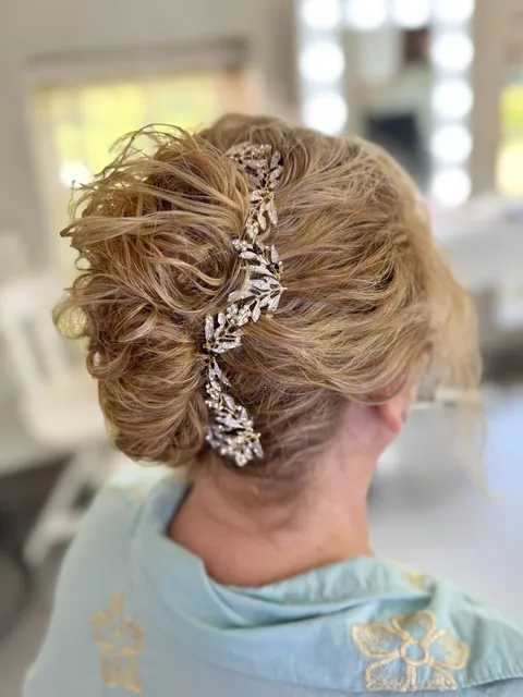 Bridal hair and makeup styling by Jessica-Jade, Cambridgeshire