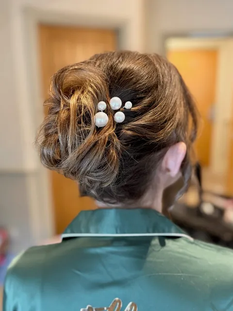 Bridal hair and makeup styling by Jessica-Jade, Cambridgeshire